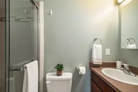 122 Huron St, Lansing, MI 48915 photo 11