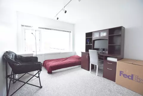 555 E William St #8F, Ann Arbor, MI 48104 photo 10