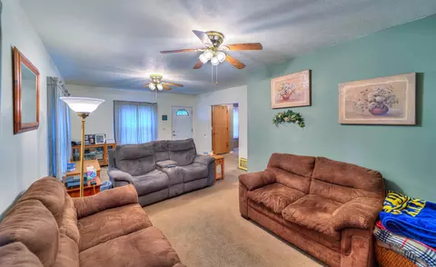 811 3rd St, Jackson, MI 49203 photo 4