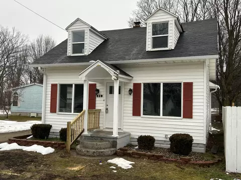 519 W Main St, Hartford, MI 49057