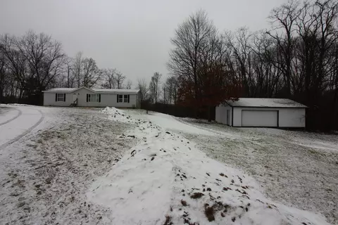 9013 Bellevue Rd, Battle Creek, MI 49014