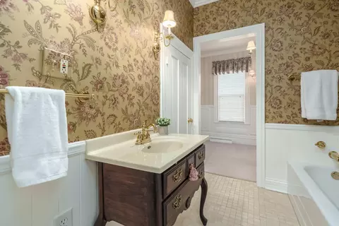 520 S Main St, Plainwell, MI 49080 photo 25