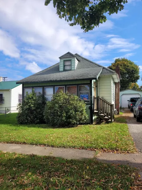 423 Susan Ave, Sturgis, MI 49091