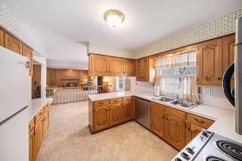 3344 Clover Dr, Saline, MI 48176 photo 18