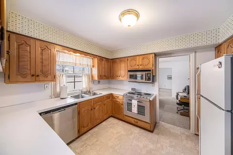 3344 Clover Dr, Saline, MI 48176 photo 16