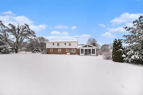 3344 Clover Dr, Saline, MI 48176 photo 3