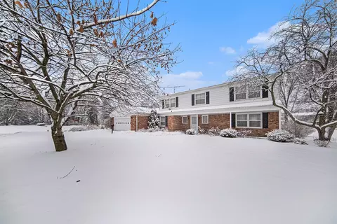 3344 Clover Dr, Saline, MI 48176 photo 4