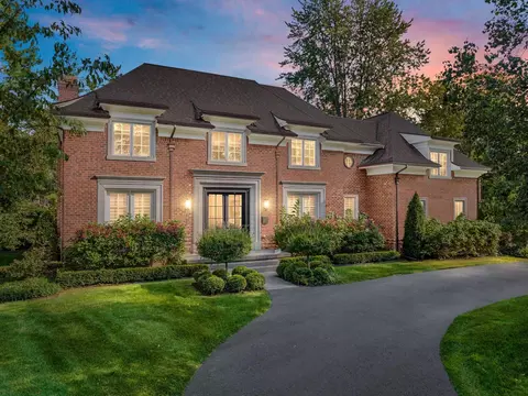 2537 Indian Mound Rd, Bloomfield Township, MI 48301