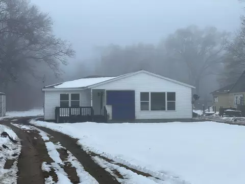 3026 Macarthur Rd, Muskegon, MI 49442