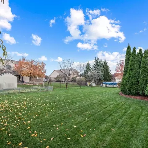 47992 Thistle Dr, Macomb, MI 48044 photo 25
