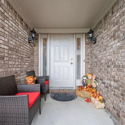 47992 Thistle Dr, Macomb, MI 48044 photo 3