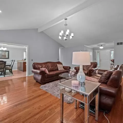 47992 Thistle Dr, Macomb, MI 48044 photo 6