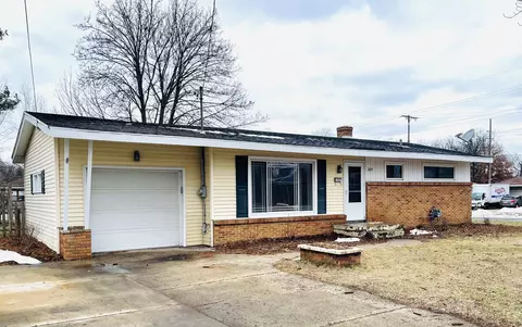 2619 De Hoop Ave SW, Wyoming, MI 49509