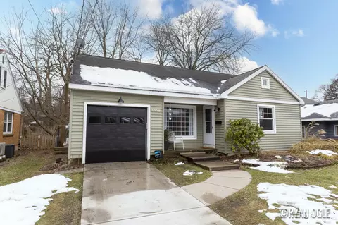 1418 Hope St SE, Grand Rapids, MI 49506
