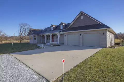 19409 Mud Lake St, Cassopolis, MI 49031 photo 2