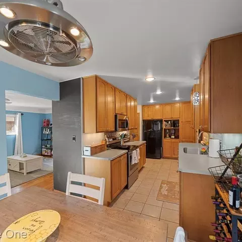 Kitchen - 5658 Parkside Dr, Monroe, MI 48161 photo 1 of 4
