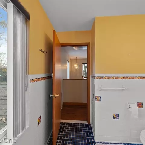 Kitchen - 5658 Parkside Dr, Monroe, MI 48161 photo 4 of 4