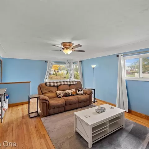 Living - 5658 Parkside Dr, Monroe, MI 48161 photo 2 of 6