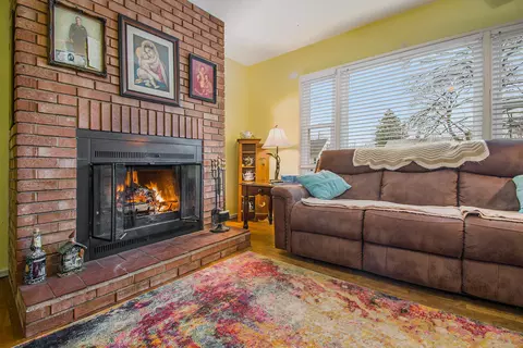 4609 Devonshire Ave, Lansing, MI 48910 photo 3