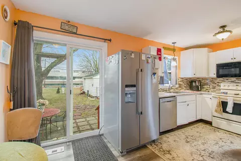 4609 Devonshire Ave, Lansing, MI 48910 photo 6