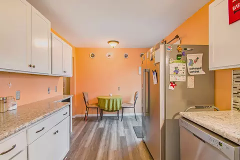 4609 Devonshire Ave, Lansing, MI 48910 photo 9