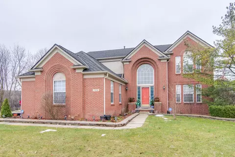 7936 Breezewood Ct, Ypsilanti, MI 48197