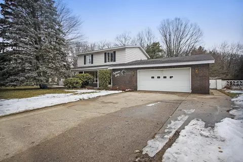 1840 Eloise Dr, Muskegon, MI 49444