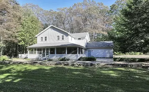 544 S Point Rd, Shelby, MI 49455