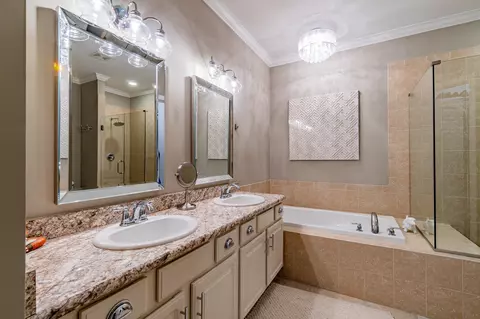 4354 Brookstone Dr, Canton, MI 48188 photo 24