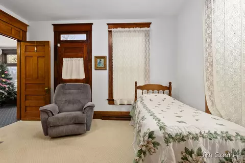 407 E Home St, Edmore, MI 48829 photo 27