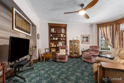 407 E Home St, Edmore, MI 48829 photo 9