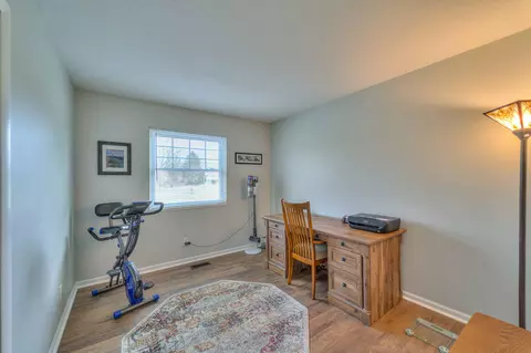 5968 Flamingo Dr, Jackson, MI 49201 photo 17