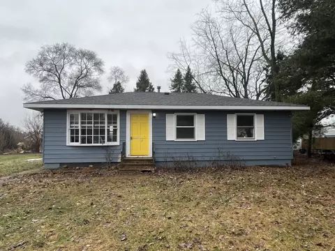 29319 George Dr, Dowagiac, MI 49047