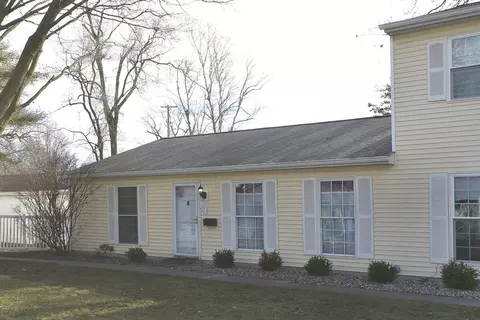 117 Haymac Dr, Kalamazoo, MI 49004