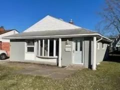 18627 Hinton St, Riverview, MI 48193