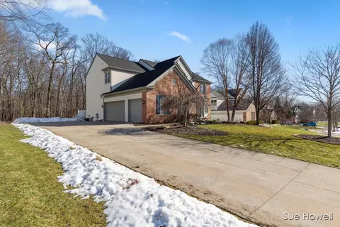 Exterior - 362 Oakwright Ct NE, Ada, MI 49301 photo 7 of 15