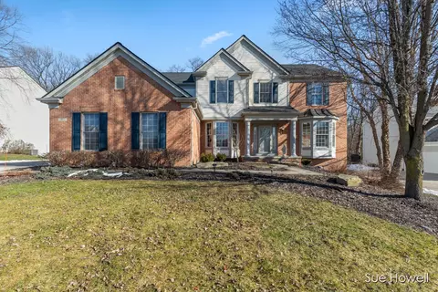 362 Oakwright Ct NE, Ada, MI 49301