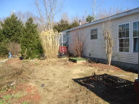 33465 Orchard Pl, Covert, MI 49043 photo 5