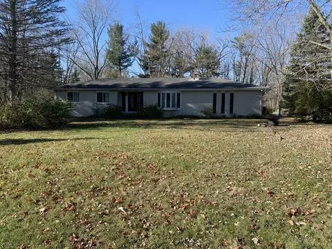 9910 Carpenter Rd, Milan, MI 48160