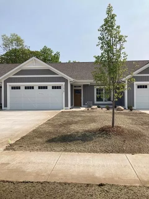 7628 Baldwin Woods Dr #36, Jenison, MI 49428