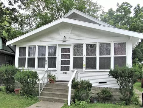 1089 Sophia St, Muskegon, MI 49442
