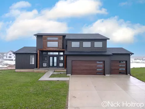 5933 Analise Ln NE, Ada, MI 49301