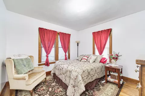 Bedroom - 271 7th St, Manistee, MI 49660 photo 1 of 7