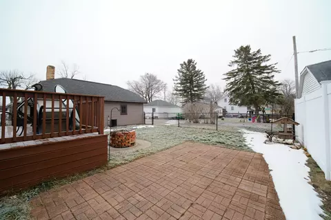 Exterior - 271 7th St, Manistee, MI 49660 photo 8 of 12