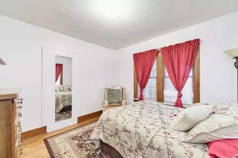 Bedroom - 271 7th St, Manistee, MI 49660 photo 2 of 7