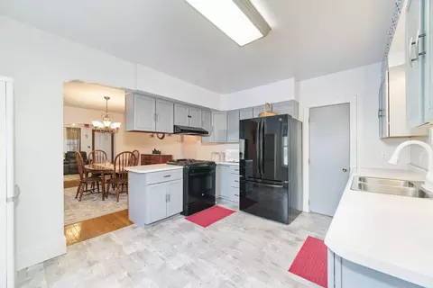 Kitchen - 271 7th St, Manistee, MI 49660 photo 2 of 4