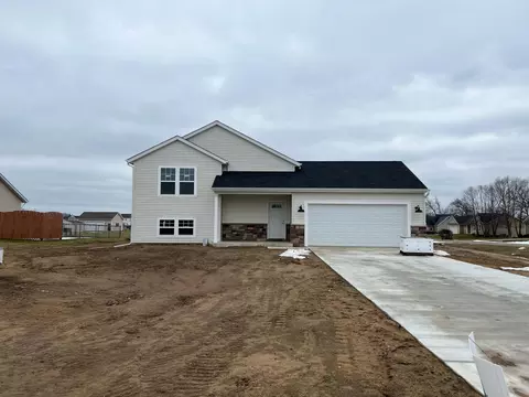 30855 Packard St, Paw Paw, MI 49079