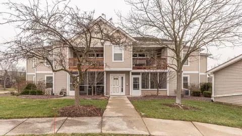1543 Oakfield Dr, Ann Arbor, MI 48108