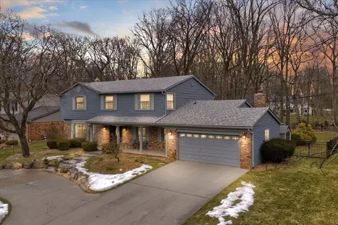 30109 Fox Grove Rd, Farmington Hills, MI 48334