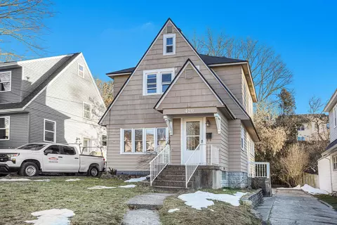420 Cedar St NE, Grand Rapids, MI 49503